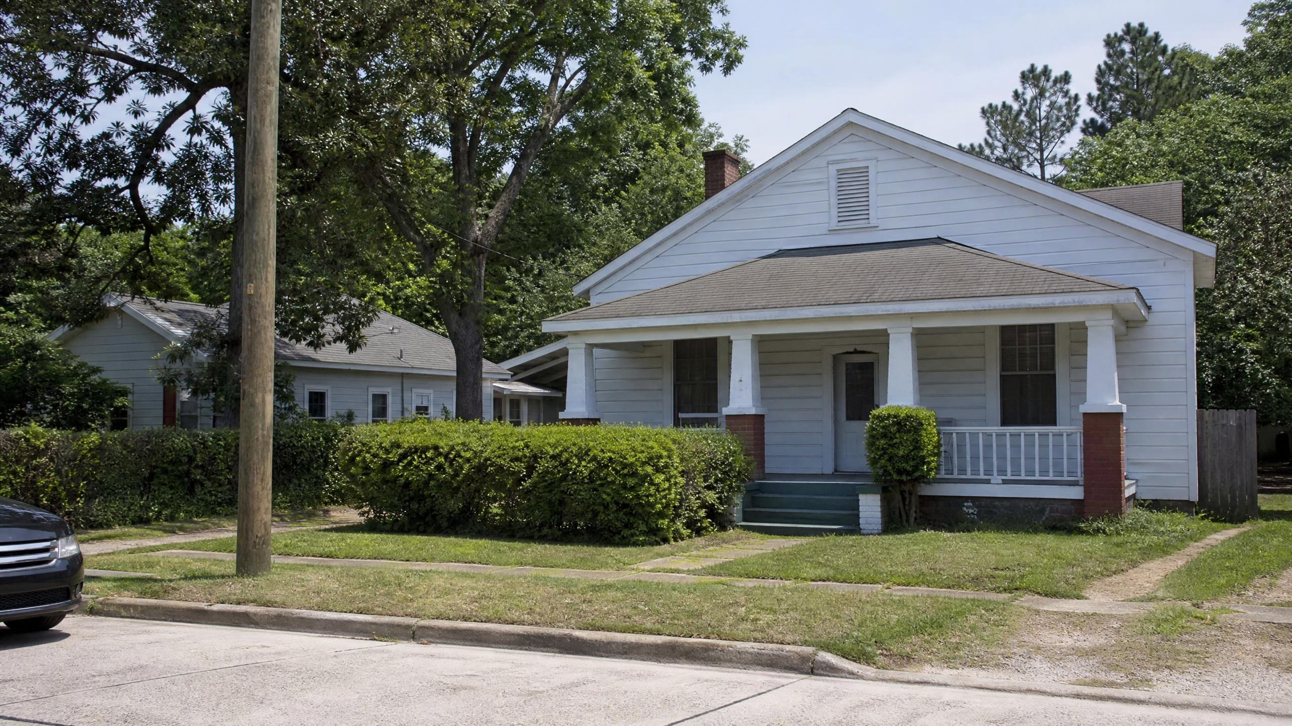 Residential streets and properties in Camden, Kershaw County, SC — area served by specialist epoxy and concrete floor coating contractor